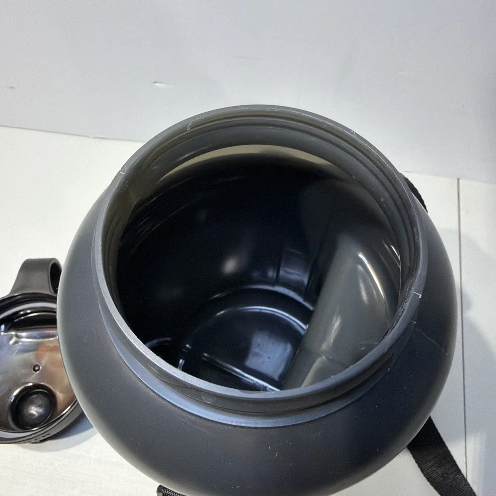 HydroJug black water